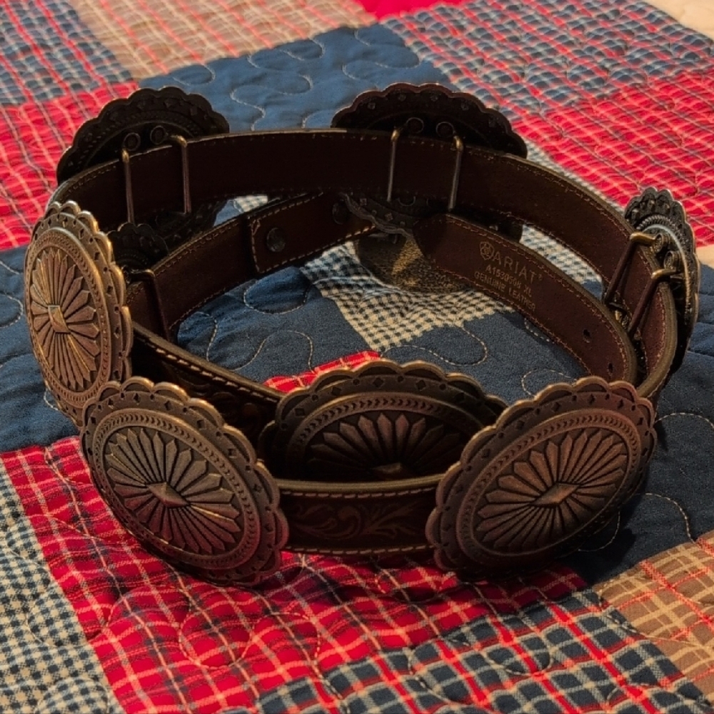 Ariat Women's Brown Concho Belt size XL